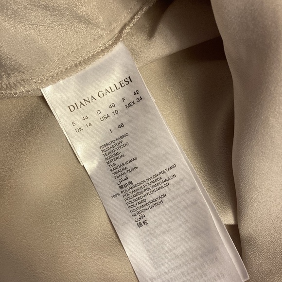 Diana Gallesi split neck, long sleeve top, size 10 USA. Purchase in Italy. - Picture 6 of 8